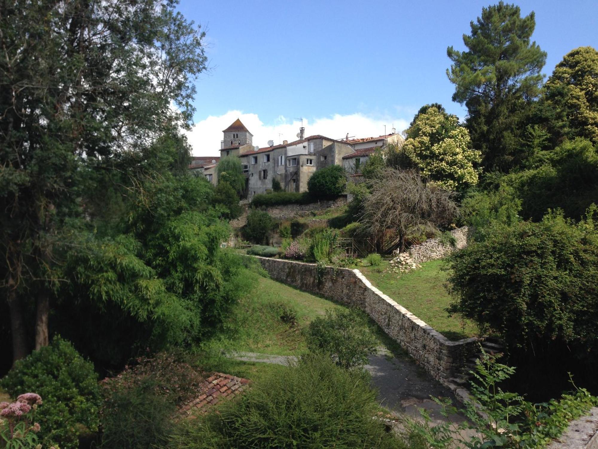 Villa Nickis House Saint-Sauvant  Exterior foto